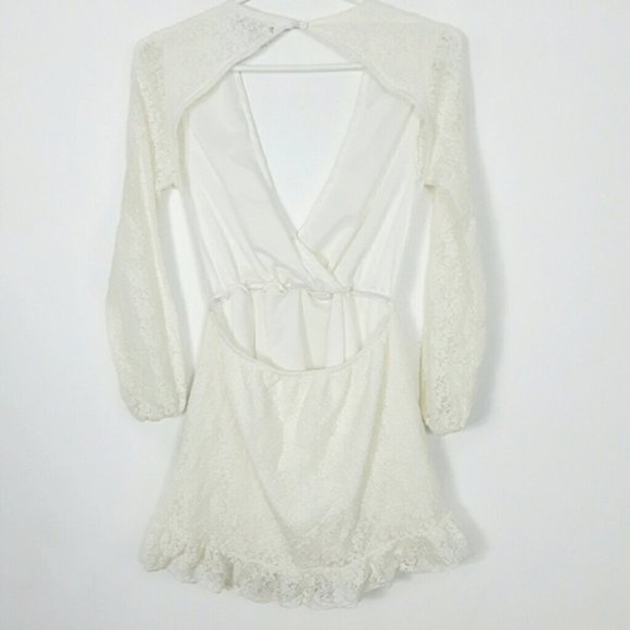V Neck Lace Long Sleeve Ruffle Dress Open - Picture 3 of 5